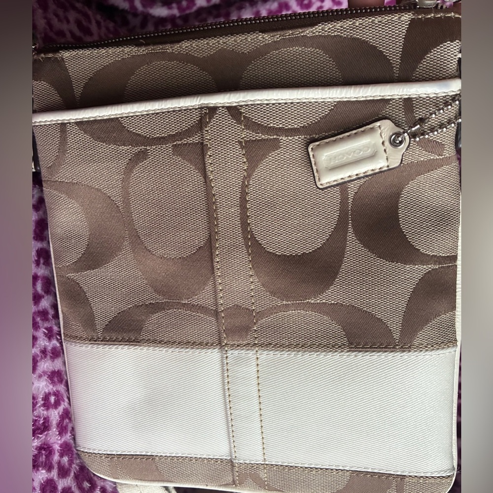 COACH Crossbody Bag,Coach Brown and Cream Crossbody Bag - Picture 13 of 16